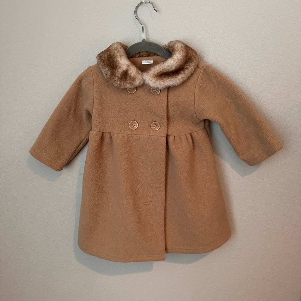 Pea coat with fur collar